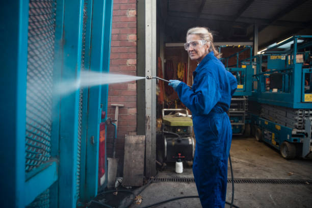 Best Warehouse Cleaning  in Six Mile, SC